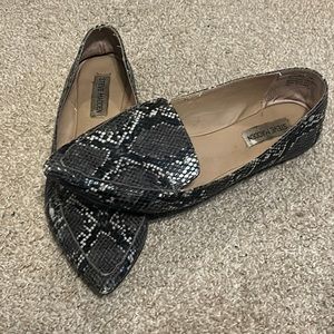 Steve Madden Snake Skin Flats